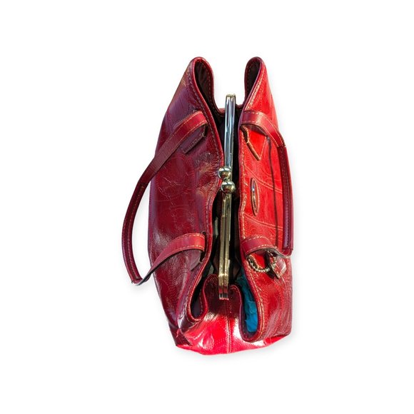 Red Patent Leather Satchel Carry-All Stitch Monogram Bag 2011 🎉 - Picture 9 of 16